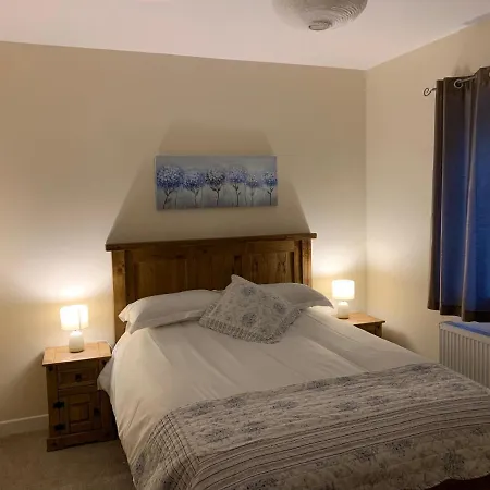 Secluded Hilltop Hideaway! * Westport