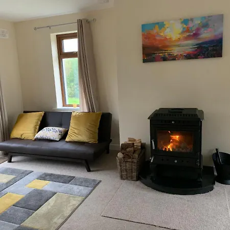 Secluded Hilltop Hideaway! Holiday home