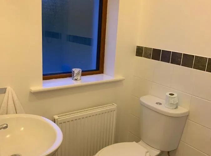 Secluded Hilltop Hideaway! Hébergement de vacances Westport