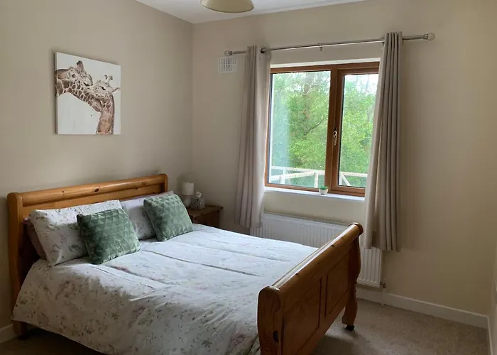 Secluded Hilltop Hideaway! *