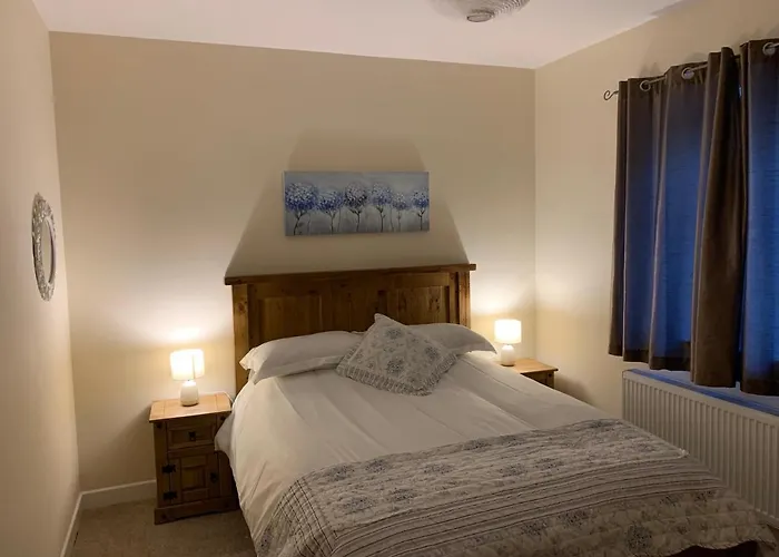 Secluded Hilltop Hideaway! * Westport