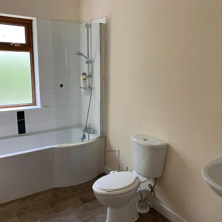 度假居 Secluded Hilltop Hideaway!